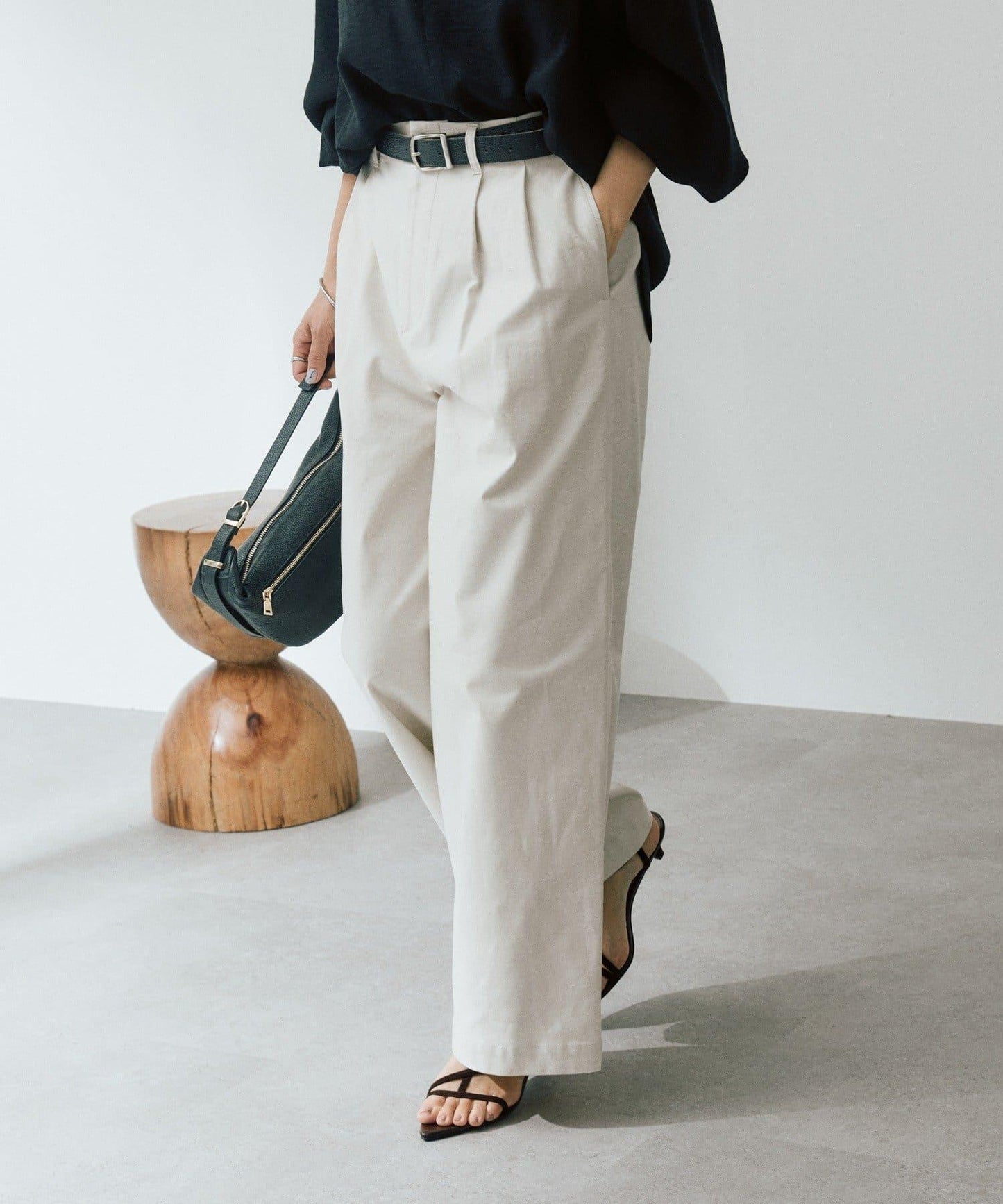 潮流風格 褶襉寬鬆 斜紋棉布 褲子