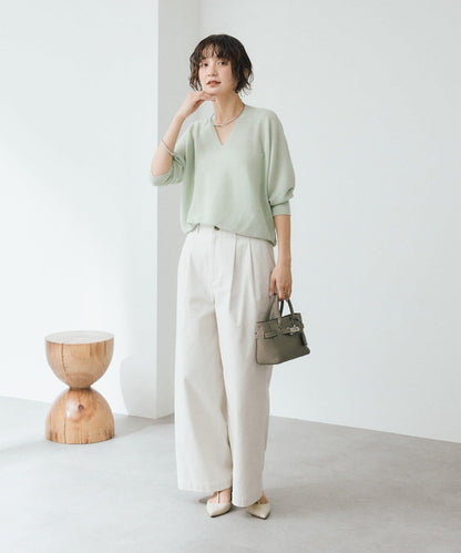 輕盈柔軟觸感 背部蓬鬆設計 輕質Gima針織 針織上衣