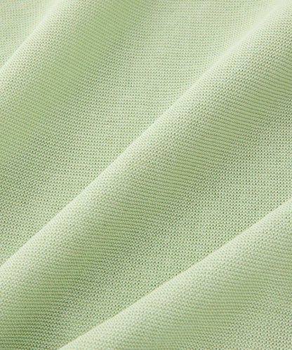 輕盈柔軟觸感 背部蓬鬆設計 輕質Gima針織 針織上衣