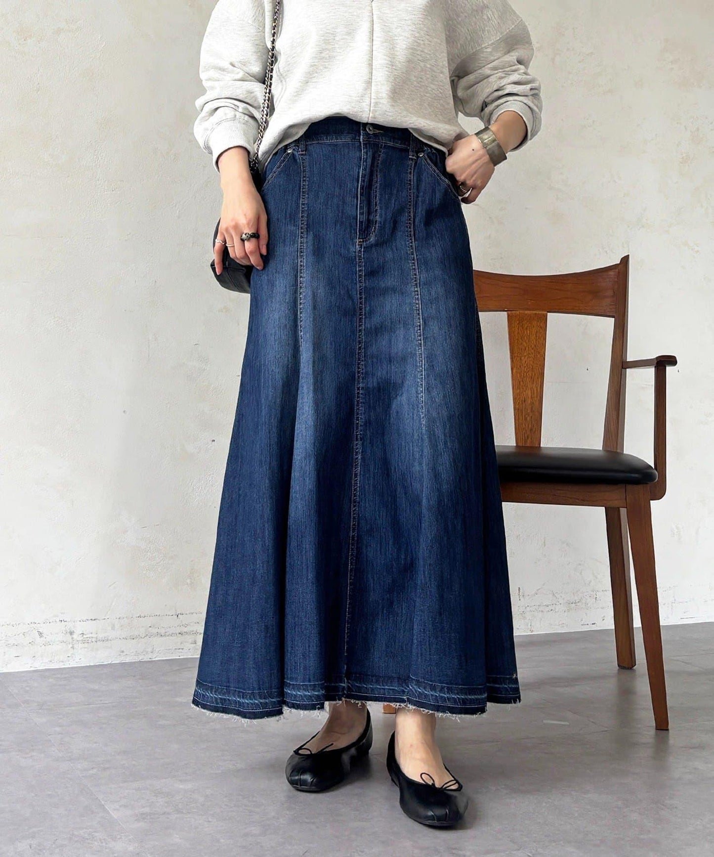 喇叭版型 彈力牛仔半身裙