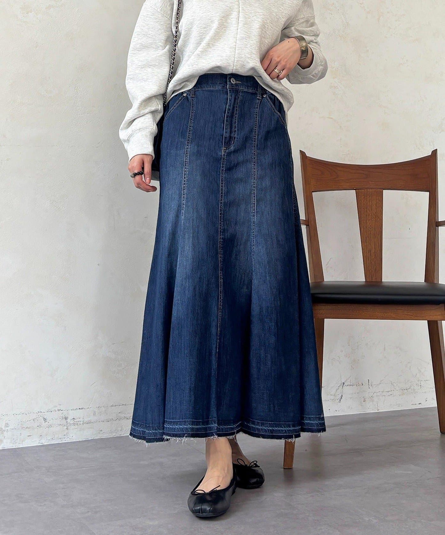 喇叭版型 彈力牛仔半身裙