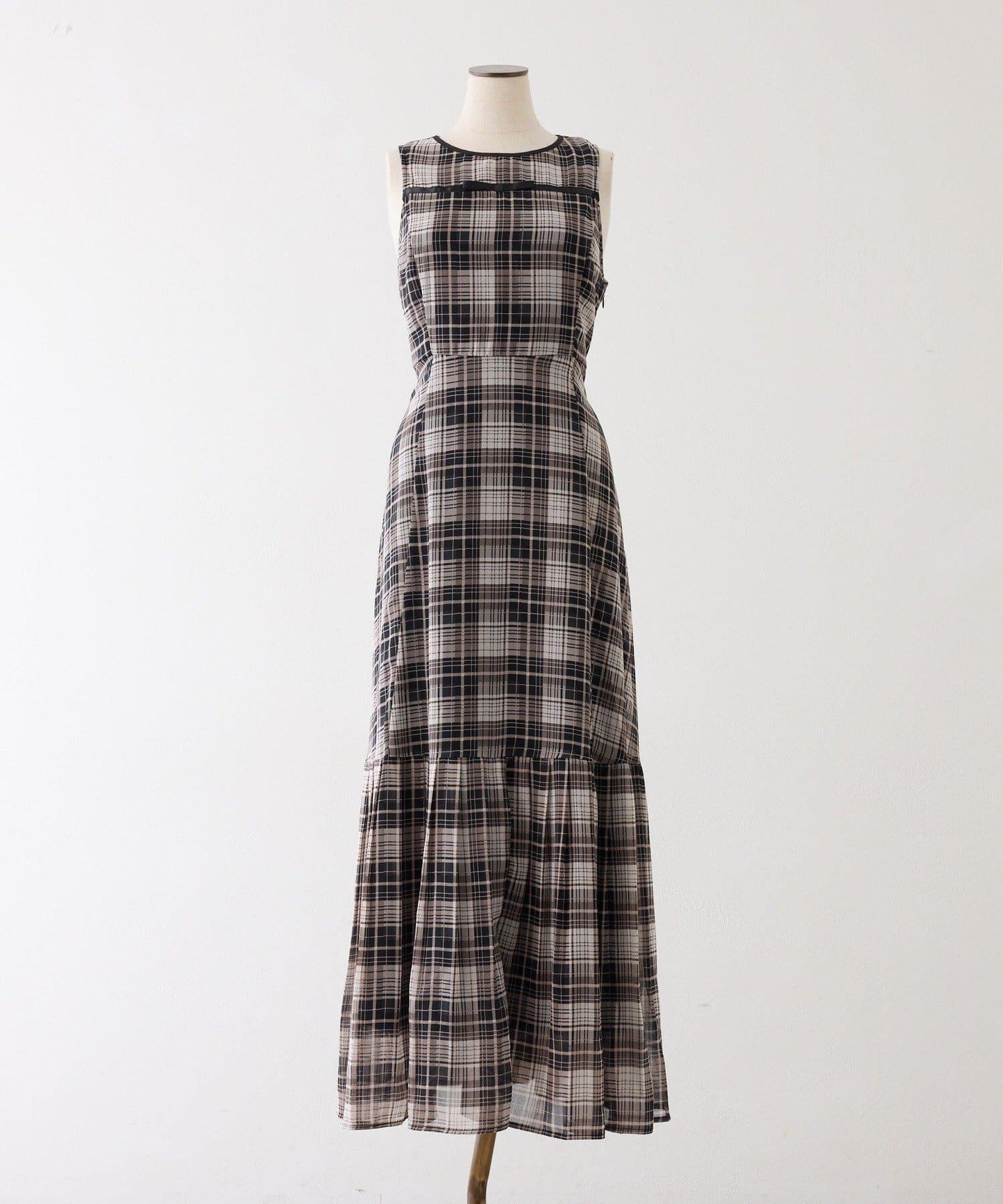 ayano企畫 小披肩套裝連衣裙