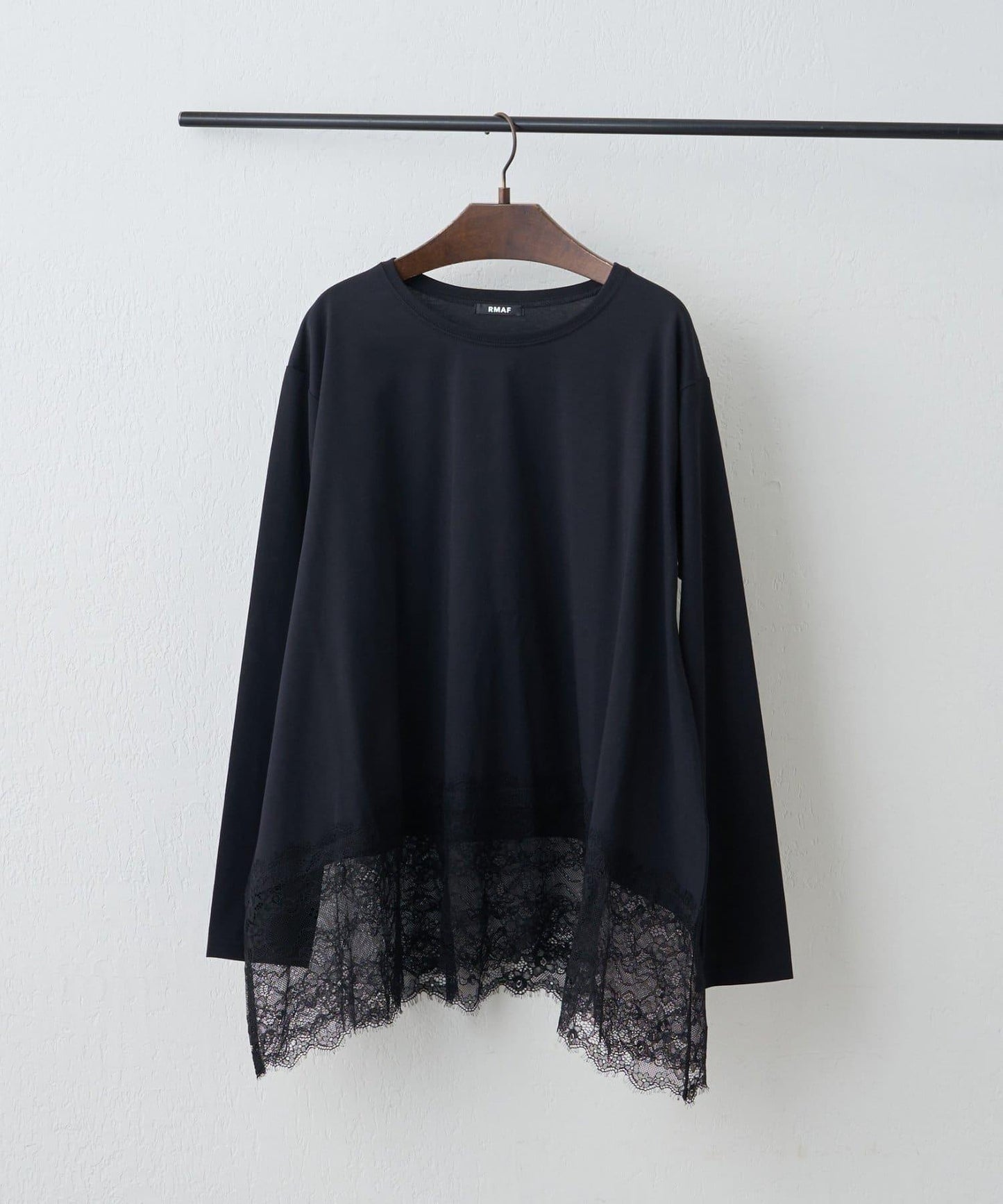 下襬蕾絲不對稱下襬T恤