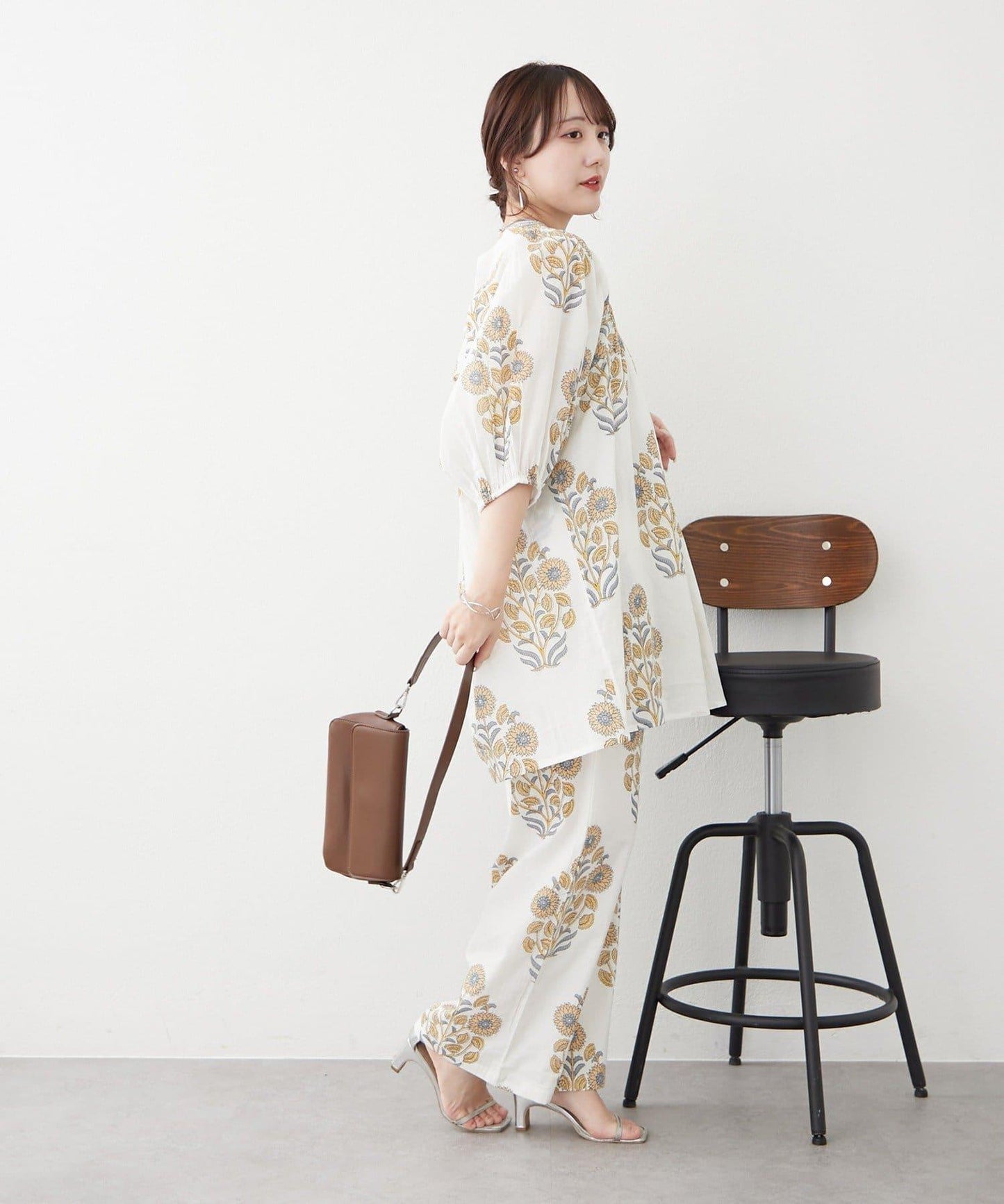 花卉圖案長款設計 襯衫上衣