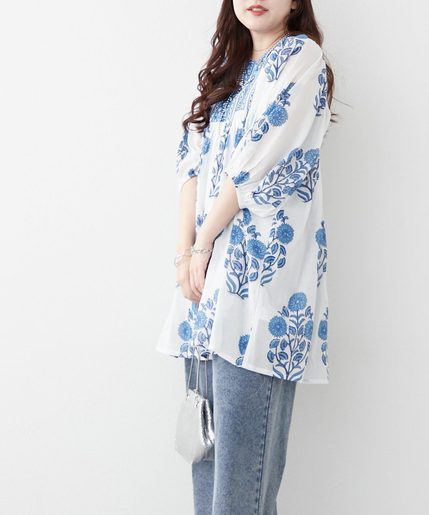 花卉圖案長款設計 襯衫上衣