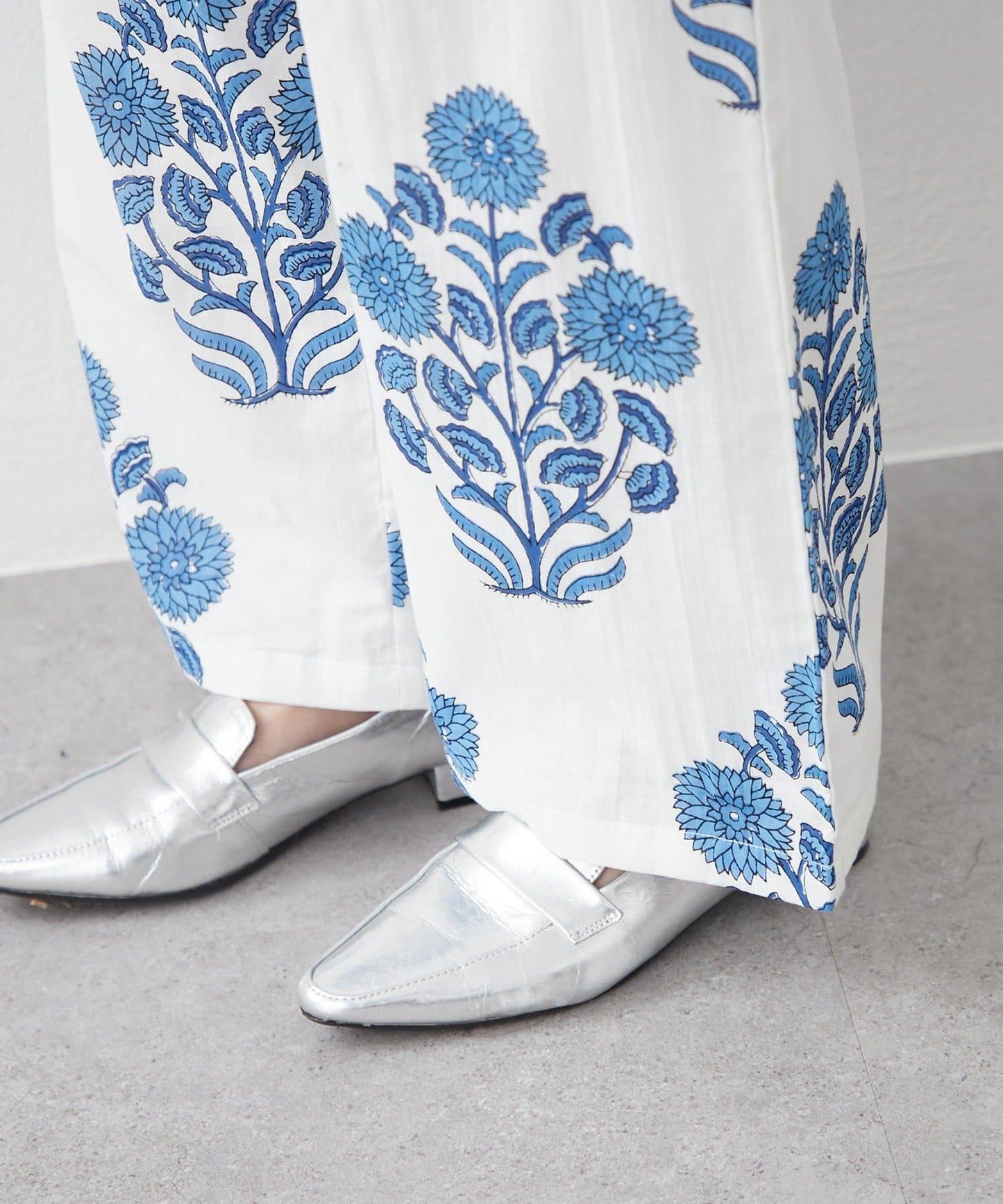 nane India Series 花卉圖案休閒長褲