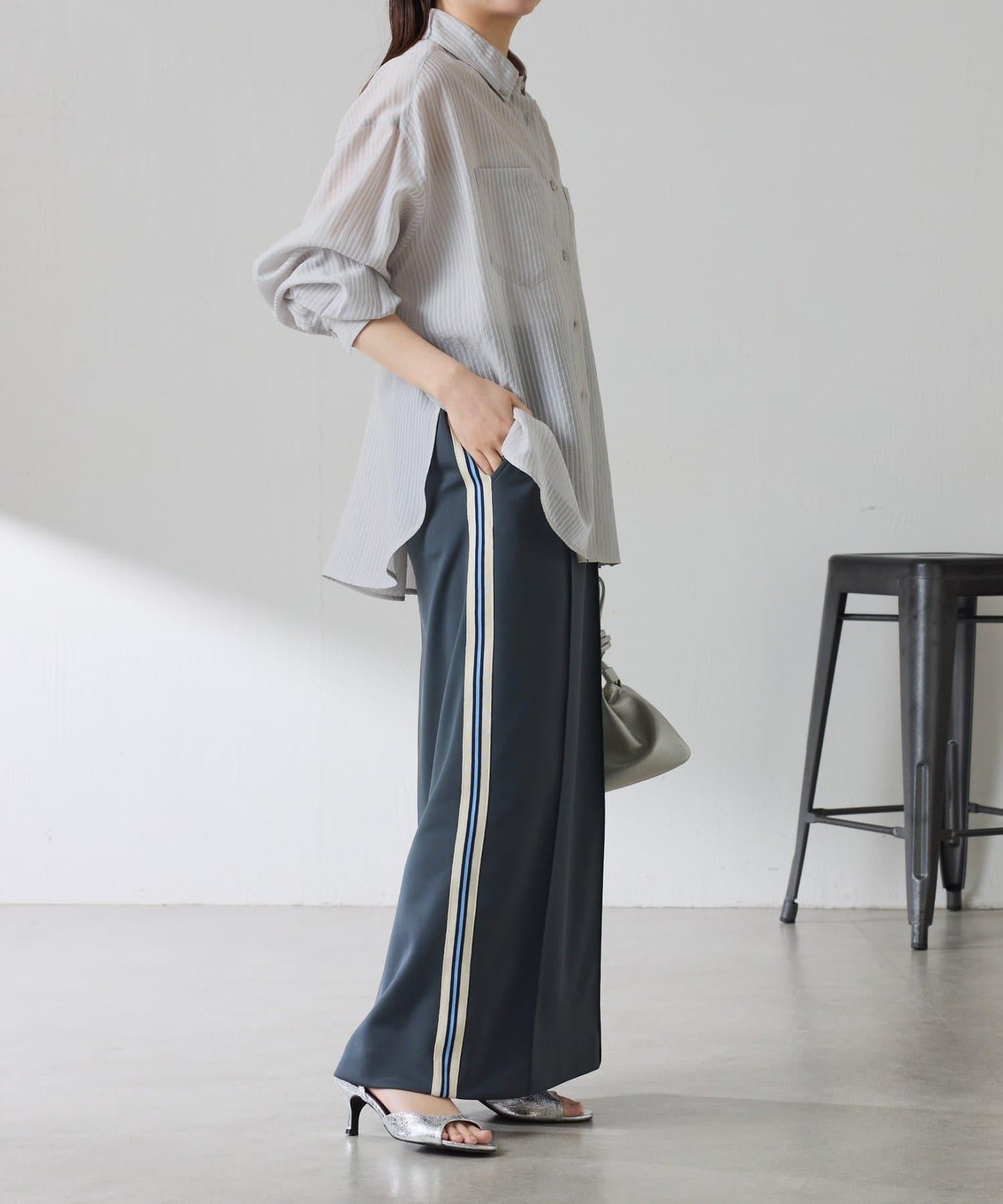 適合換季 透感條紋襯衫