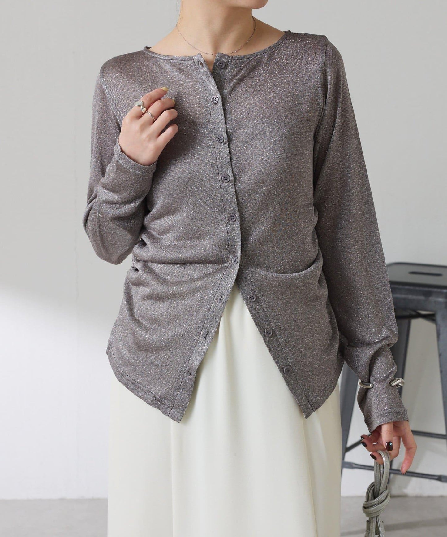 側褶皺設計 針織開衫