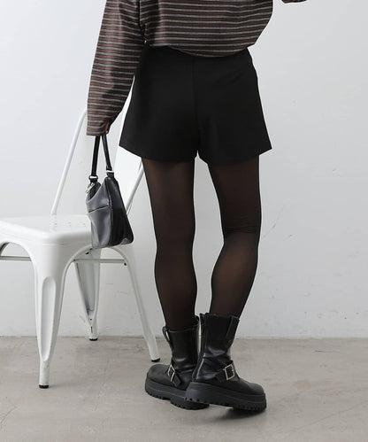單褶設計 西裝面料 短款西裝短褲