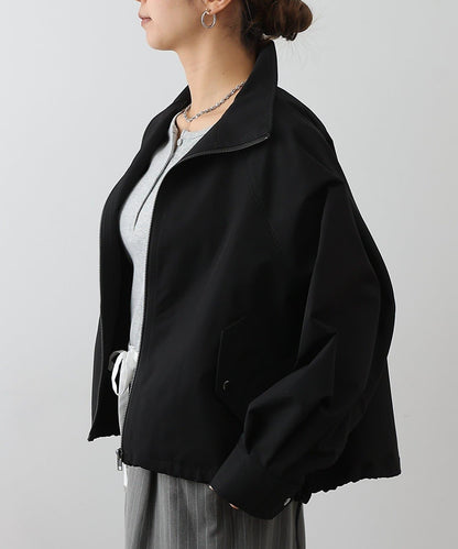 下襬抽繩拉鍊夾克