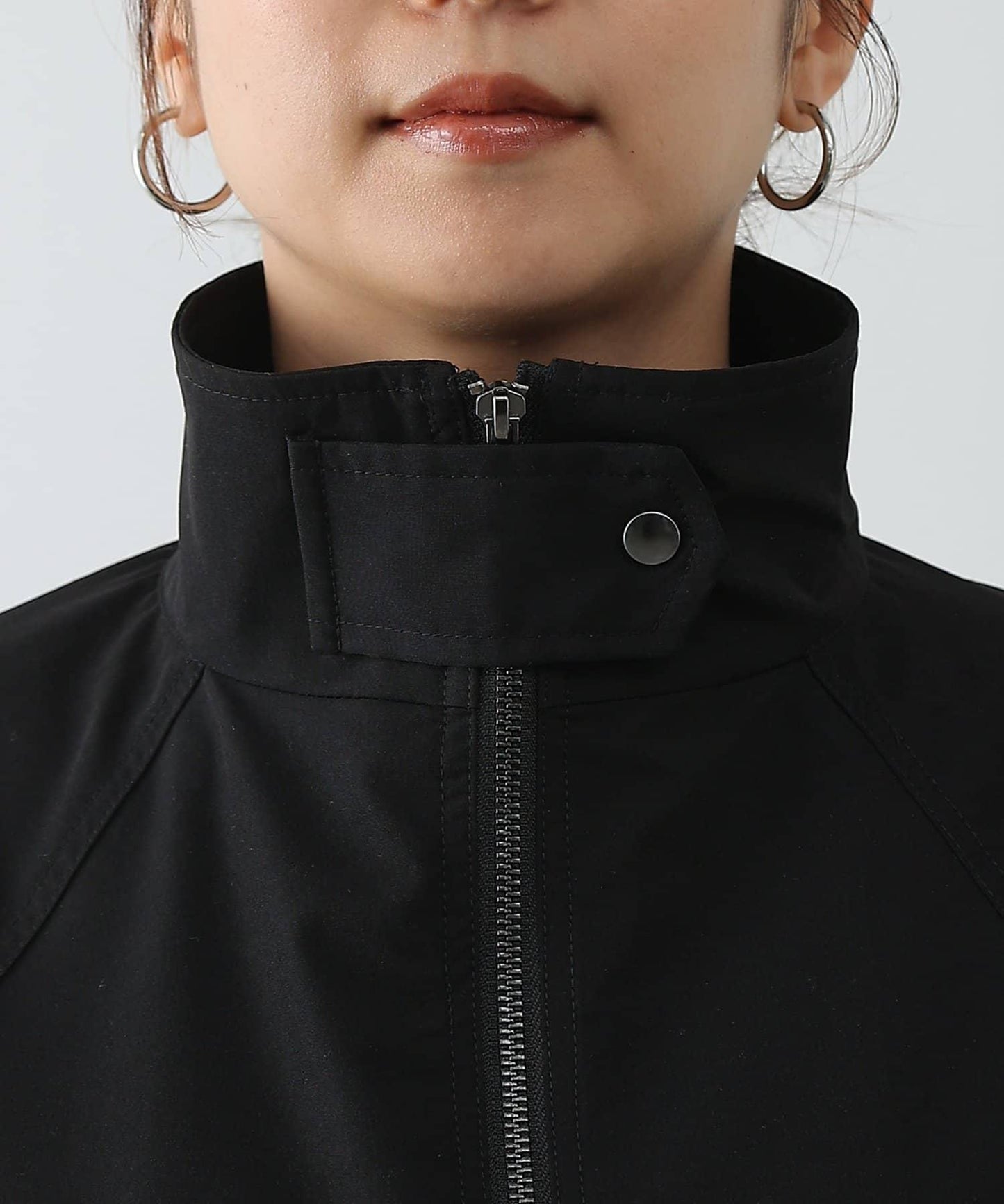 下襬抽繩拉鍊夾克