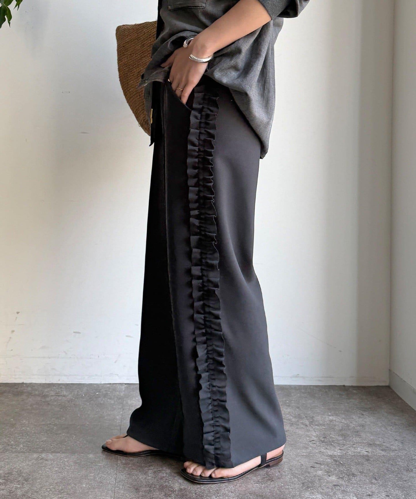 彈力喬其紗側邊荷葉邊褲子（網絡限定）