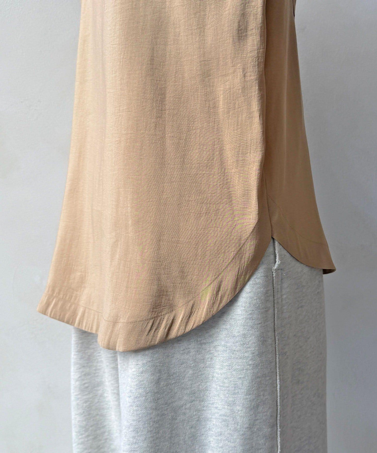 無領夾克風設計襯衫