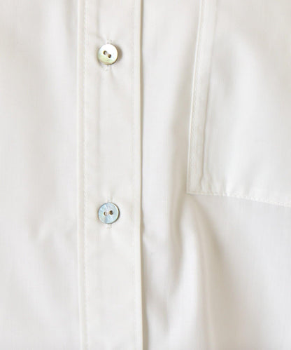 後褶設計寬鬆襯衫