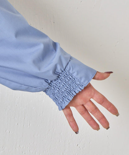 後褶設計寬鬆襯衫