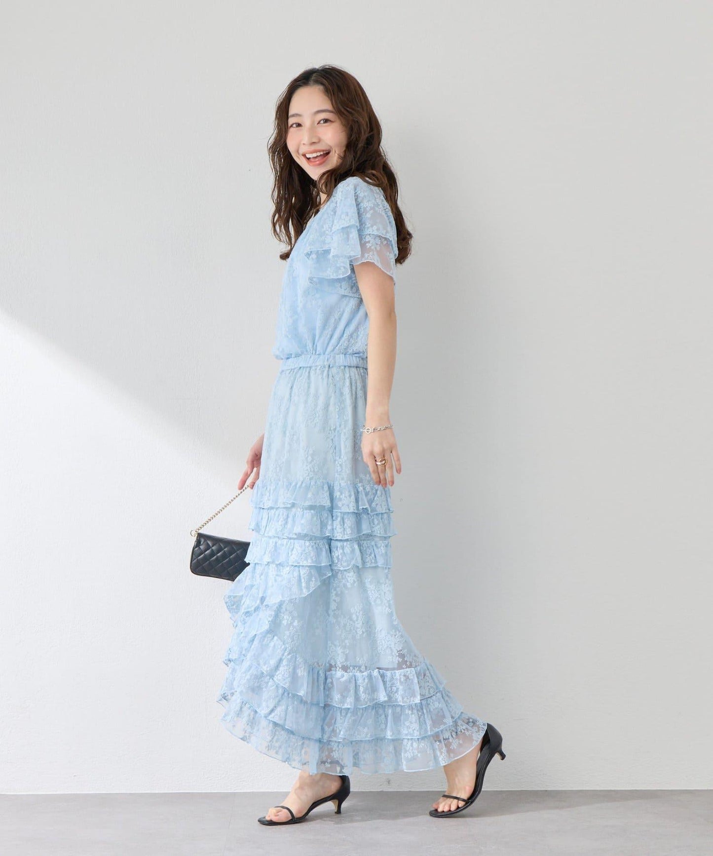 網紗刺繡 荷葉袖 襯衫