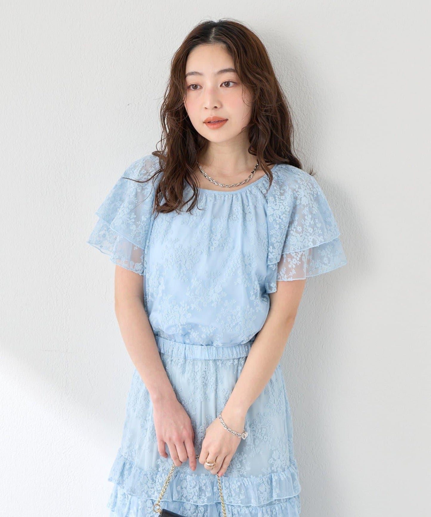 網紗刺繡 荷葉袖 襯衫