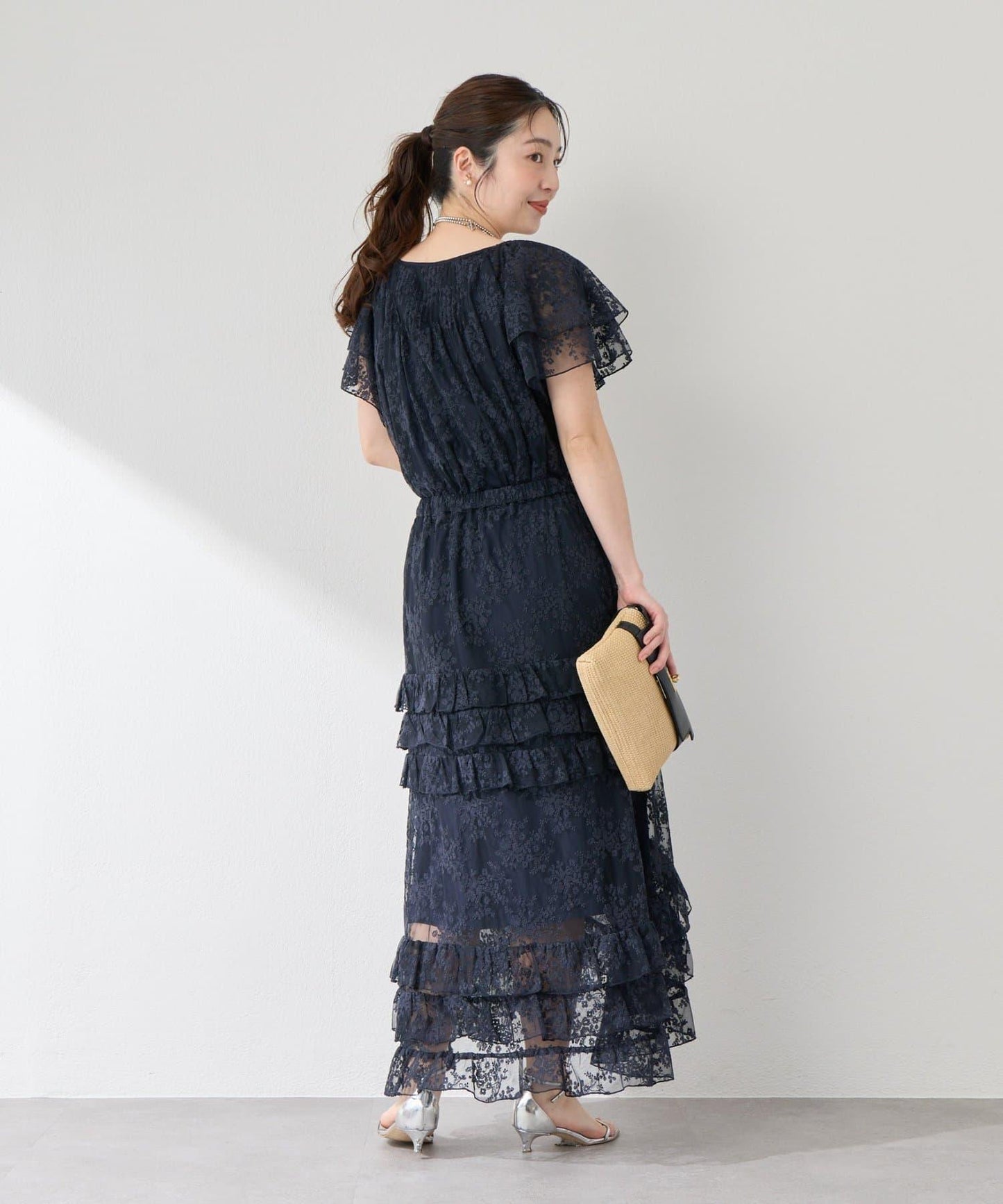 網紗刺繡 荷葉袖 襯衫