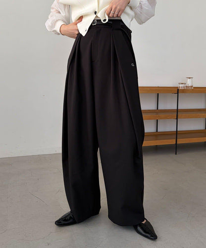 C.L 皮革腰帶設計 不規則褶襉 褲子