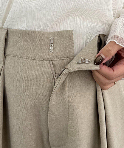 C.L 皮革腰帶設計 不規則褶襉 褲子