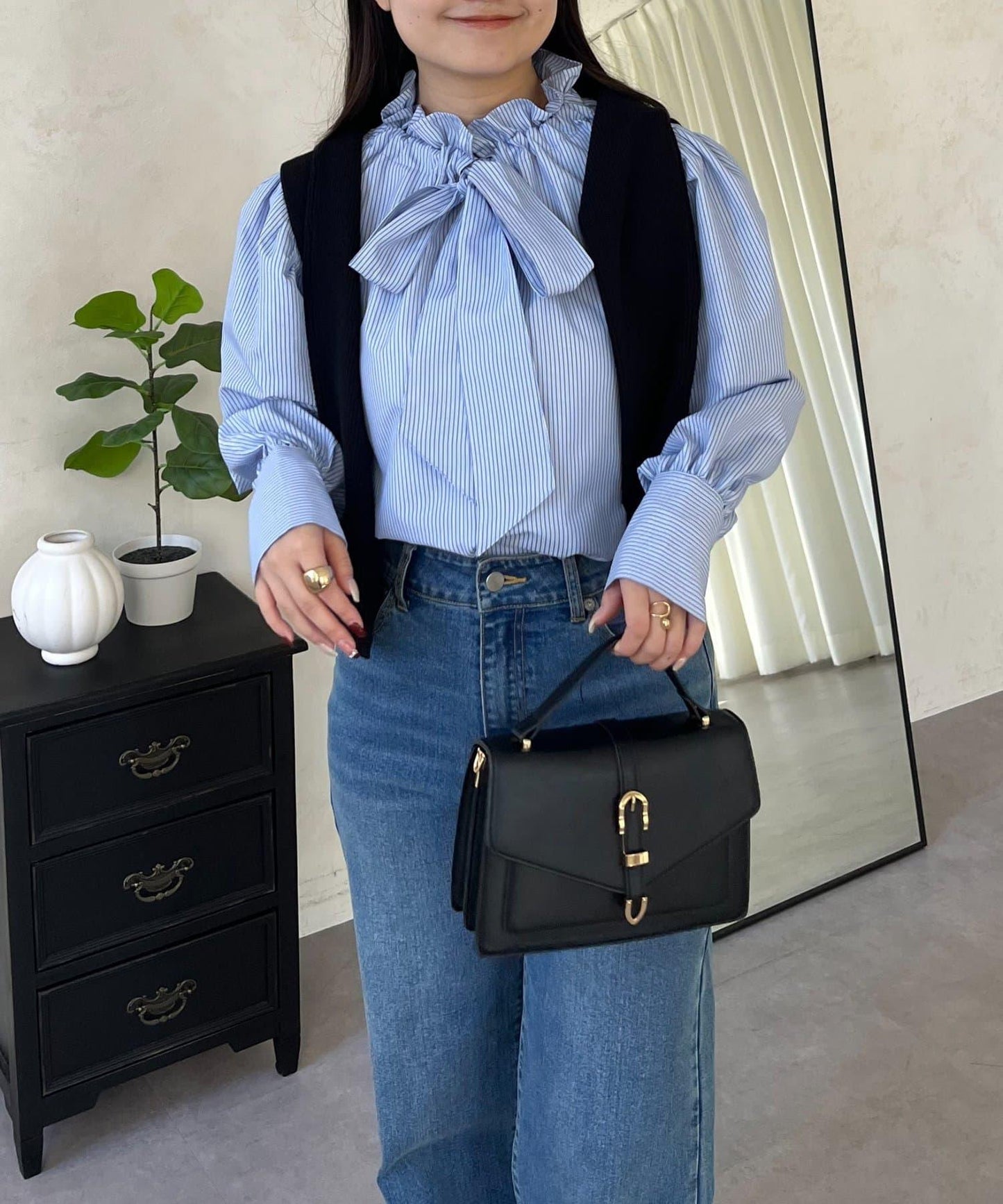 蓬袖 蝴蝶結領 女襯衫