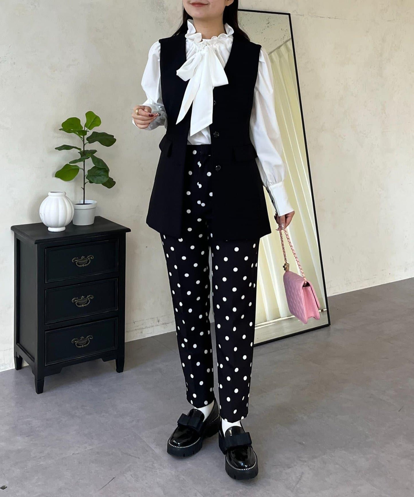 蓬袖 蝴蝶結領 女襯衫