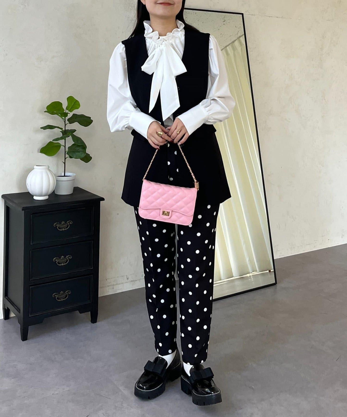 蓬袖 蝴蝶結領 女襯衫