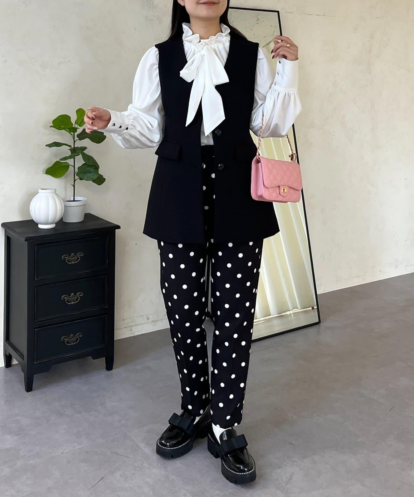 蓬袖 蝴蝶結領 女襯衫