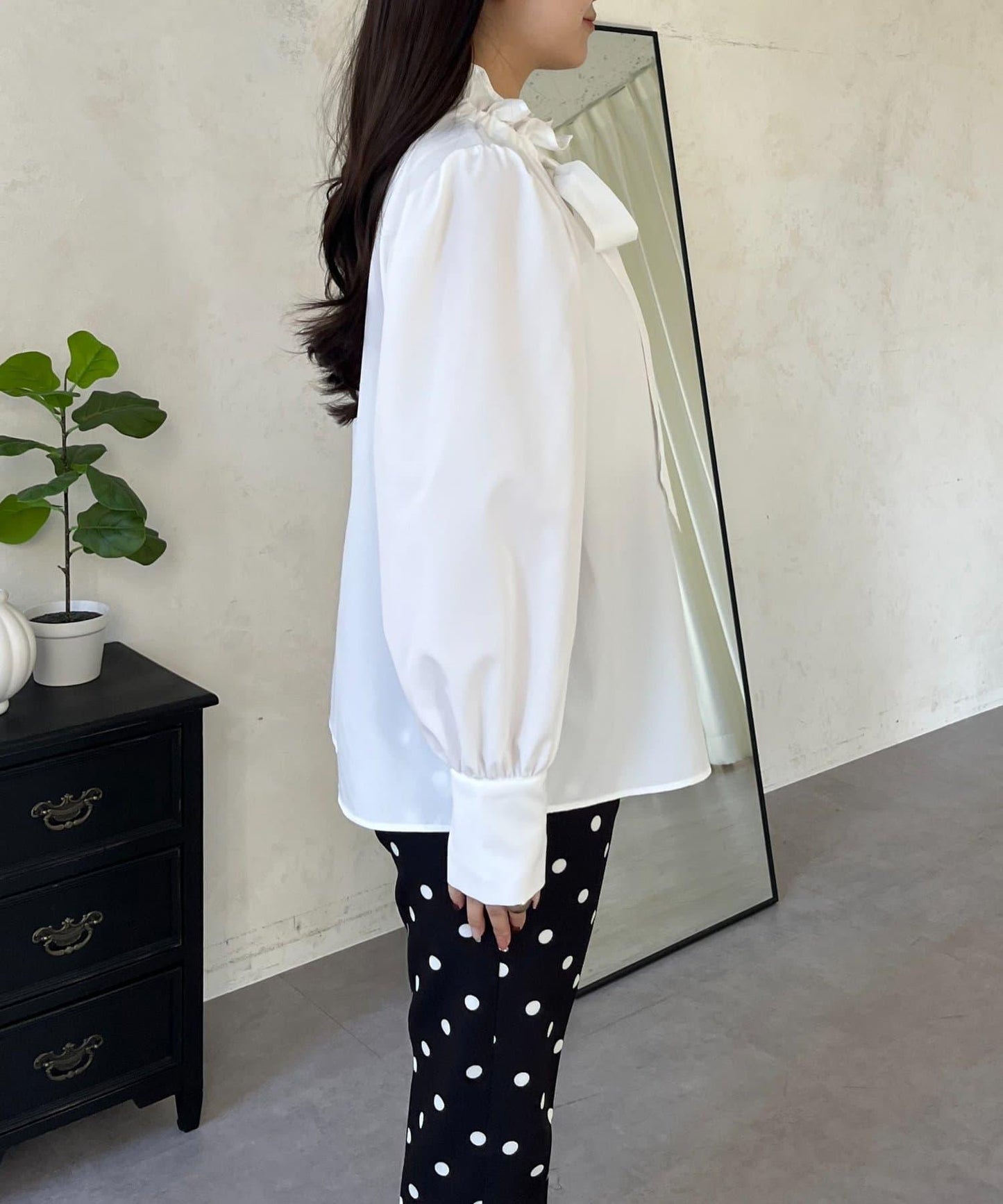 蓬袖 蝴蝶結領 女襯衫