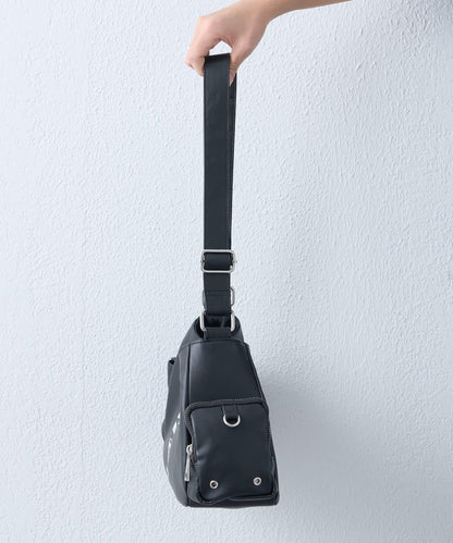 SOUNDS GOOOOD 皮質半月包