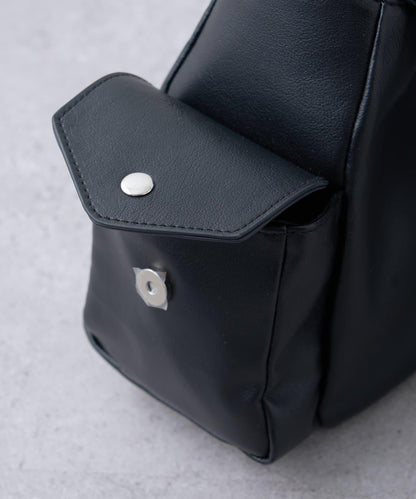 SOUNDS GOOOOD 皮質半月包