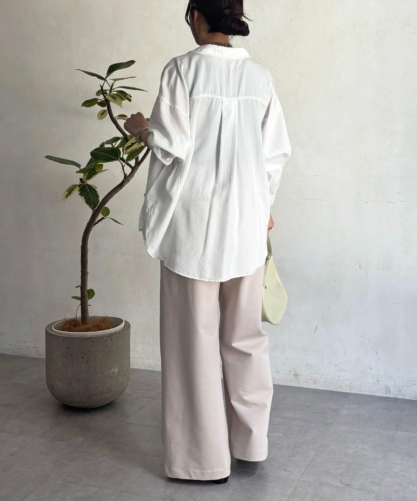 牛仔圓弧下襬襯衫