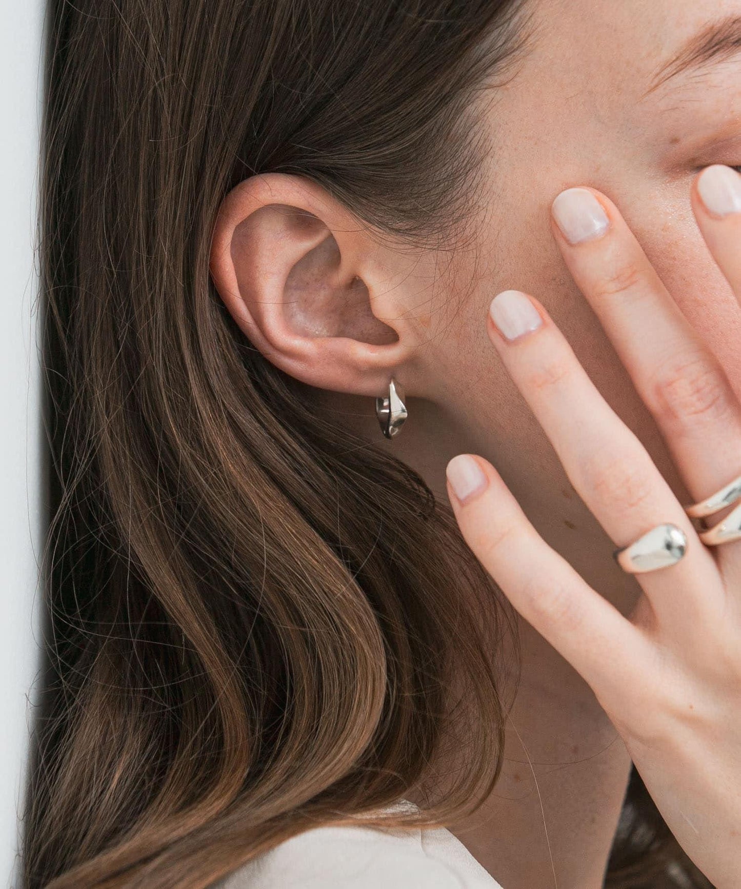 扭紋設計 Twist Pierce 耳環 M款