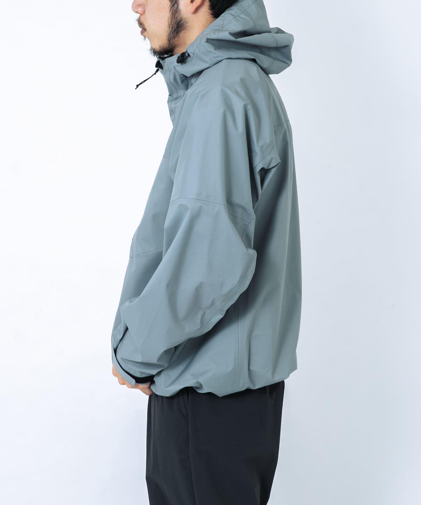 HIKE SHELL JACKET