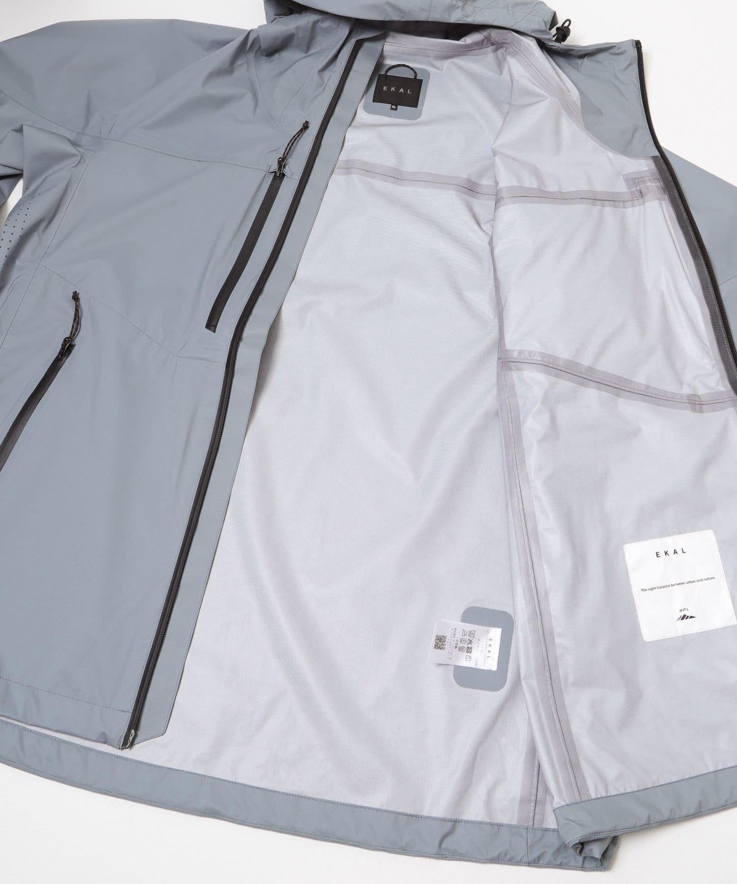 HIKE SHELL JACKET