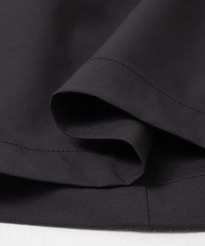 HIKE SHORTS 休閒短褲