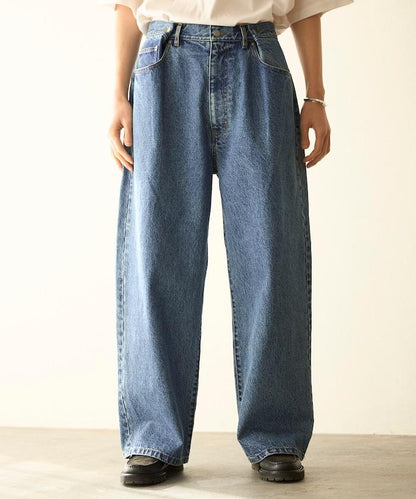 設計褶皺 Japan denim 寬鬆廓形 牛仔褲