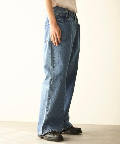 設計褶皺 Japan denim 寬鬆廓形 牛仔褲