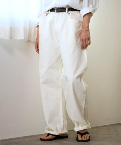 設計褶皺 Japan denim 寬鬆廓形 牛仔褲