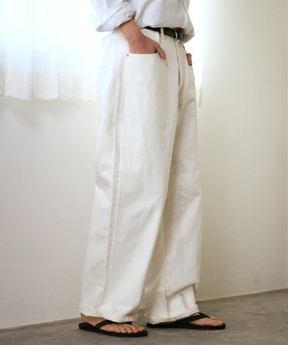 設計褶皺 Japan denim 寬鬆廓形 牛仔褲