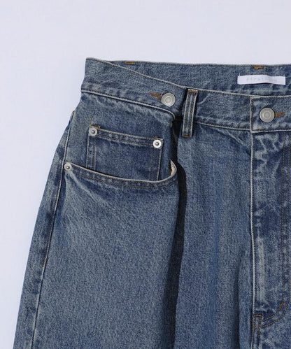 設計褶皺 Japan denim 寬鬆廓形 牛仔褲