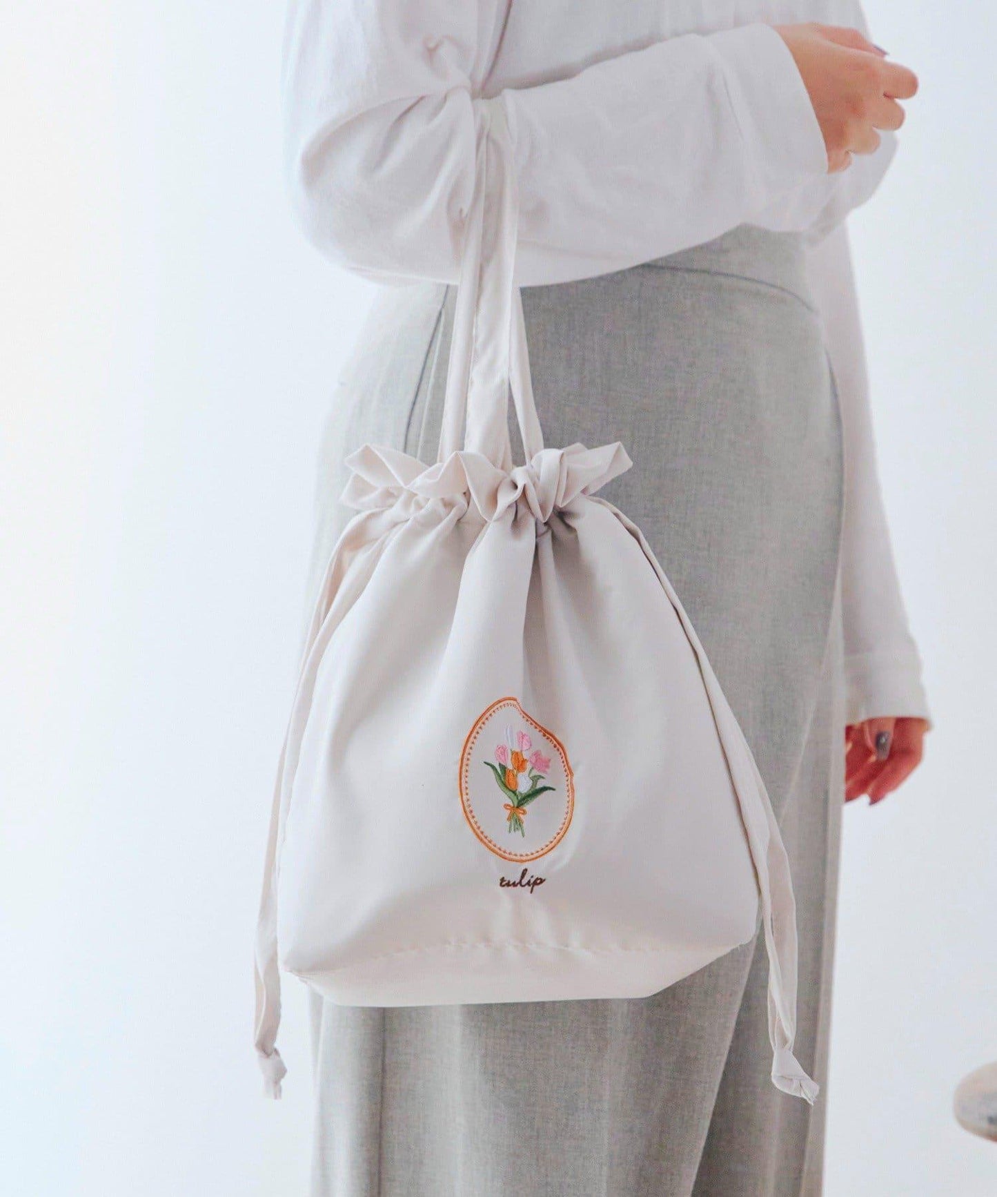 鬱金香刺繡 保冷 束口包袋