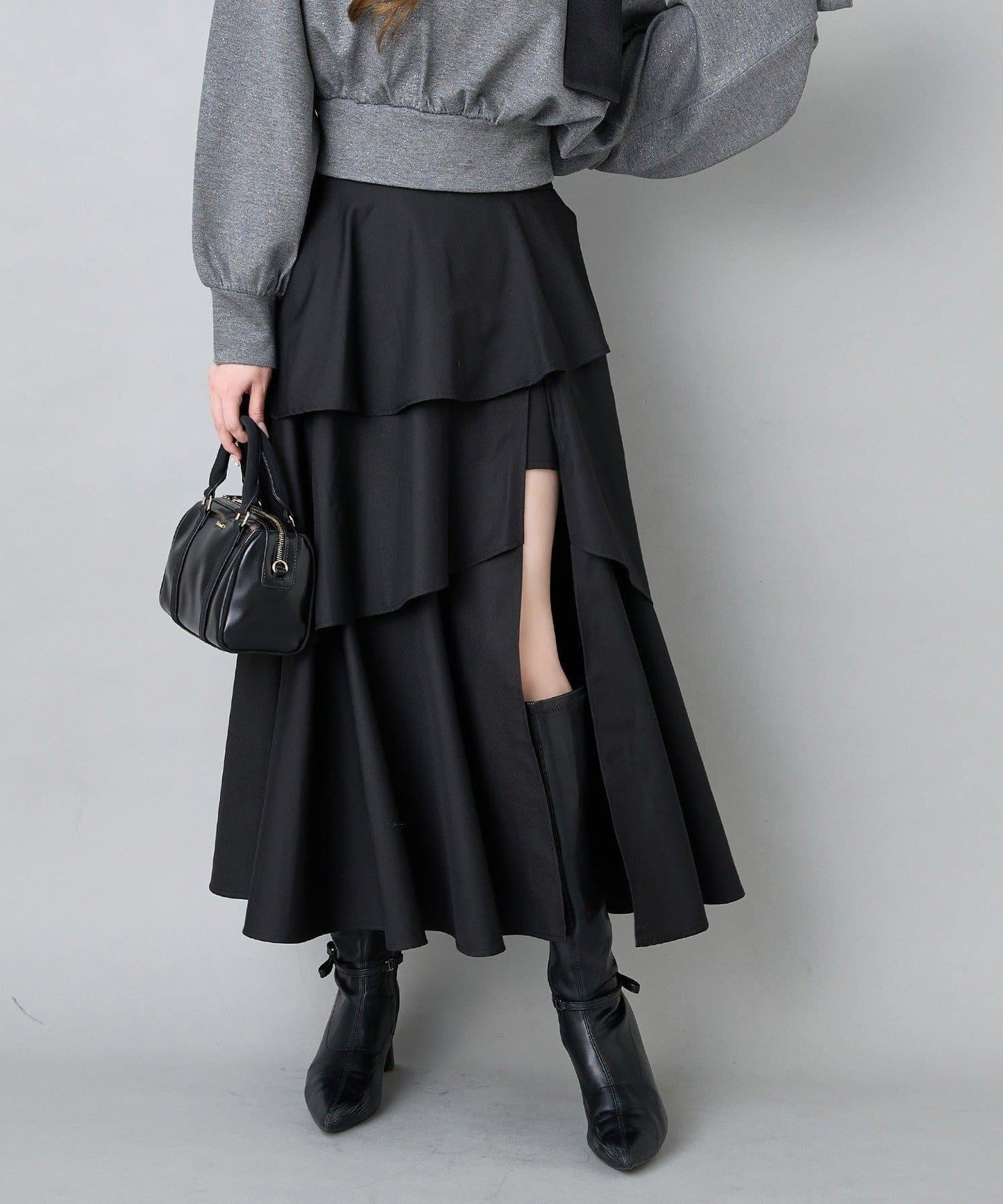 層疊設計＋後繫帶＋開叉＋長款半身裙