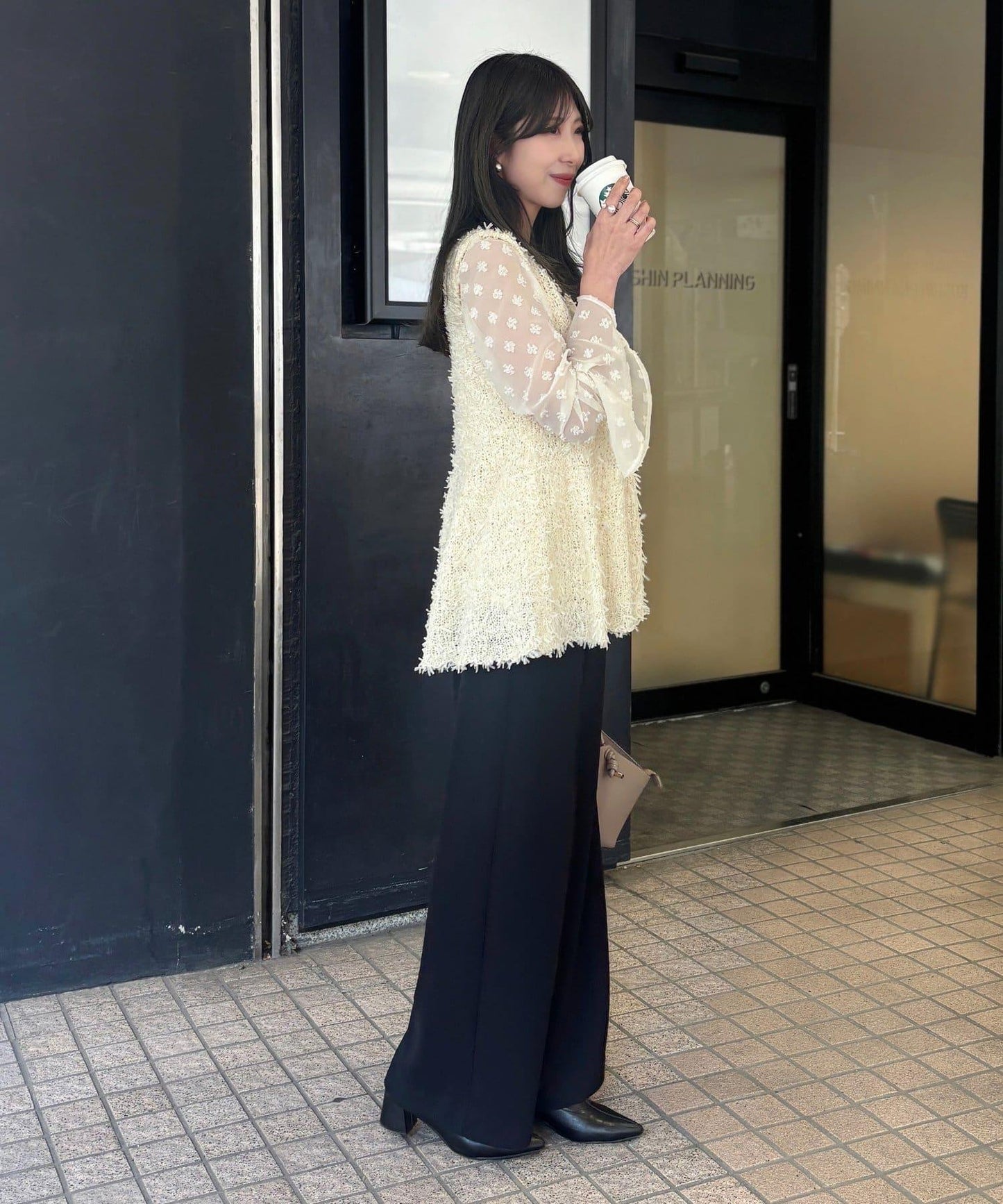 Yurie企畫 花朵波點提花透視襯衫