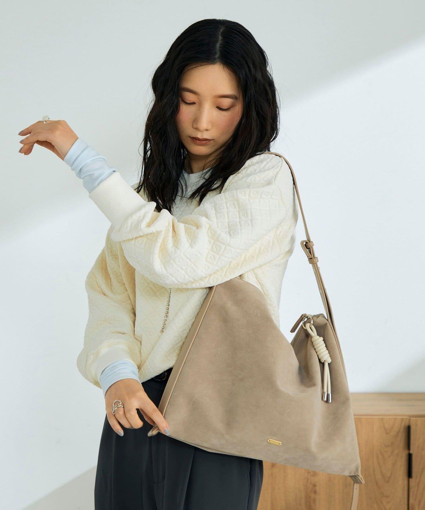 仿麂皮軟方形單肩包