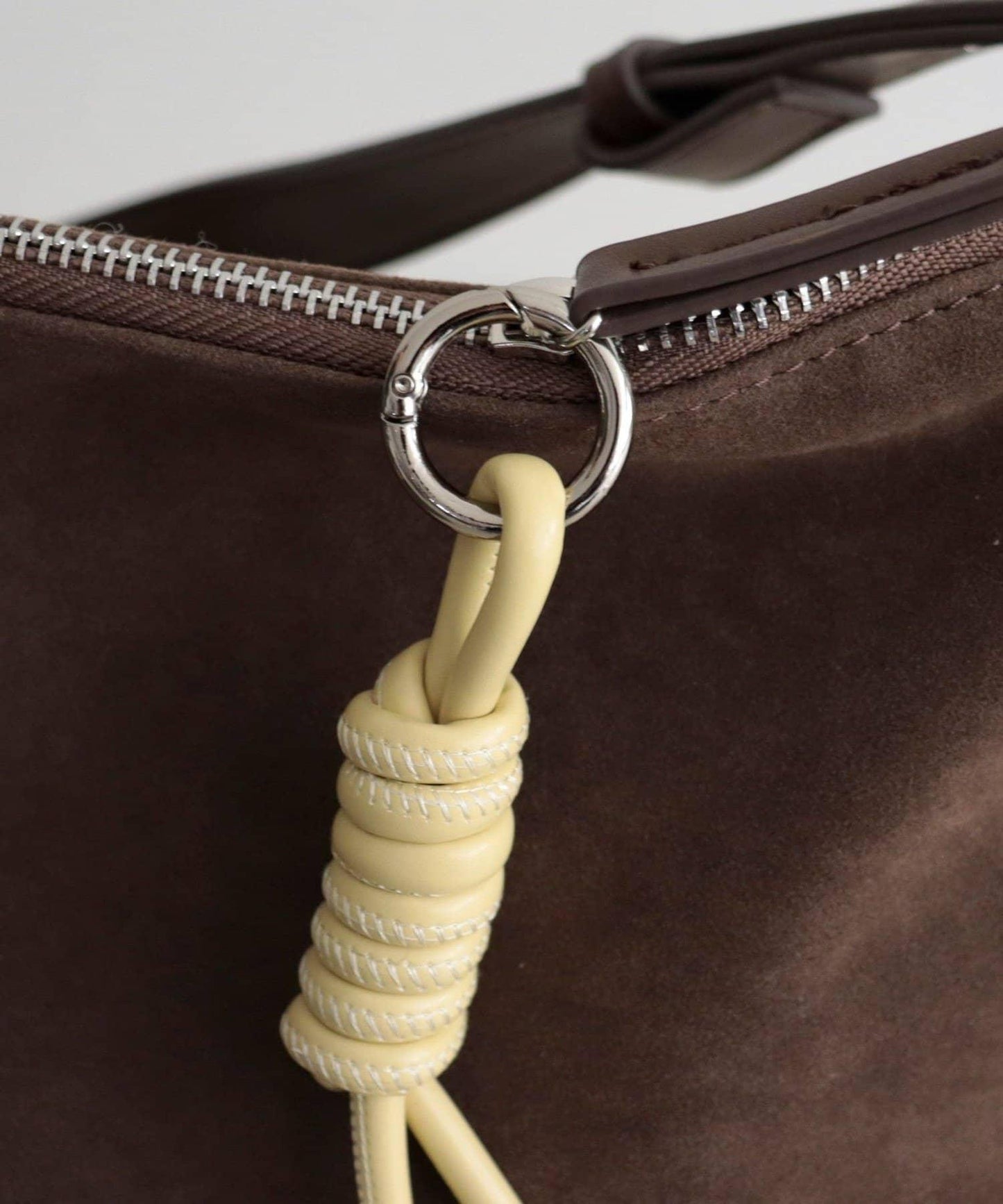 仿麂皮軟方形單肩包