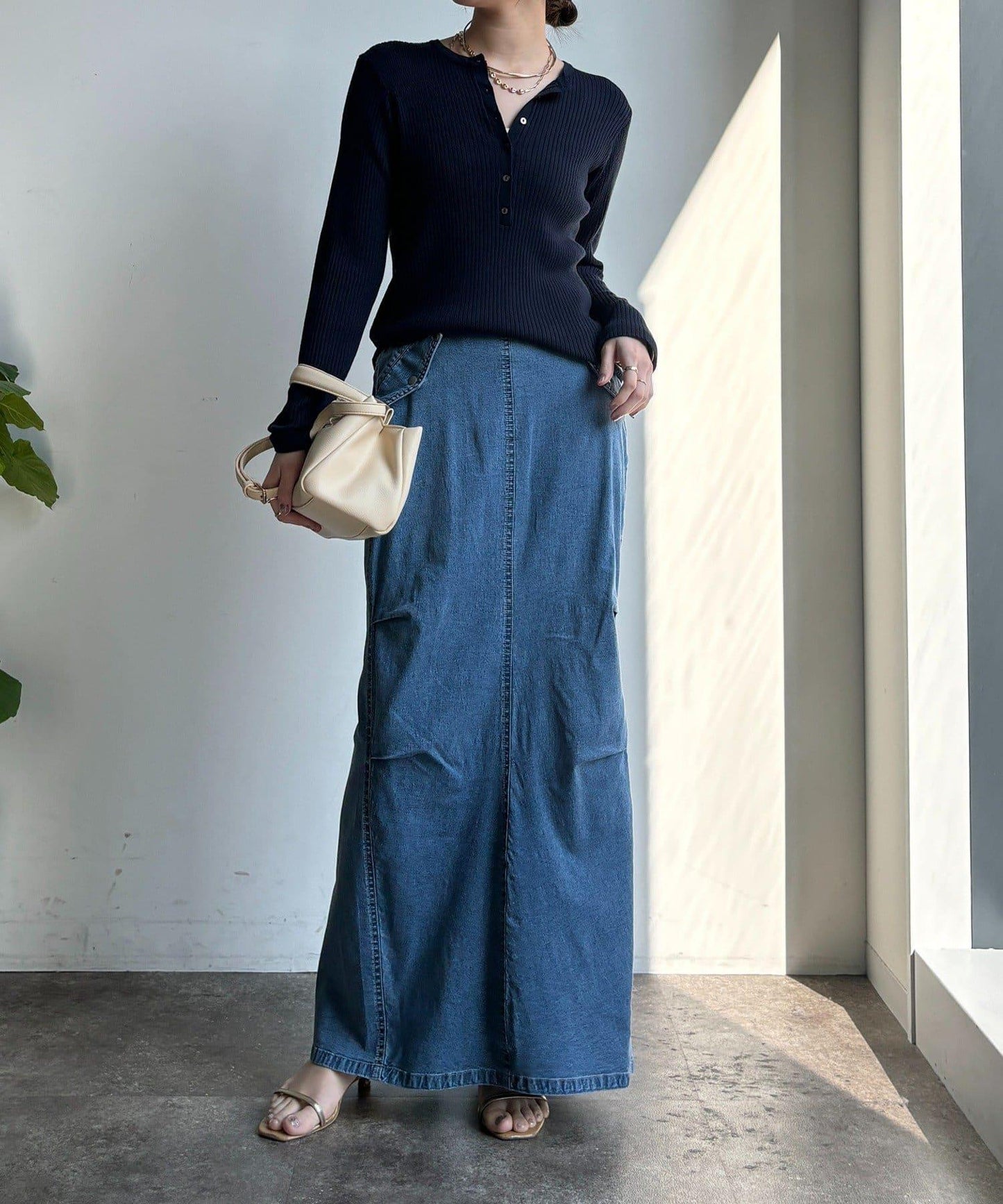 輕磅緊身彈力牛仔半身裙