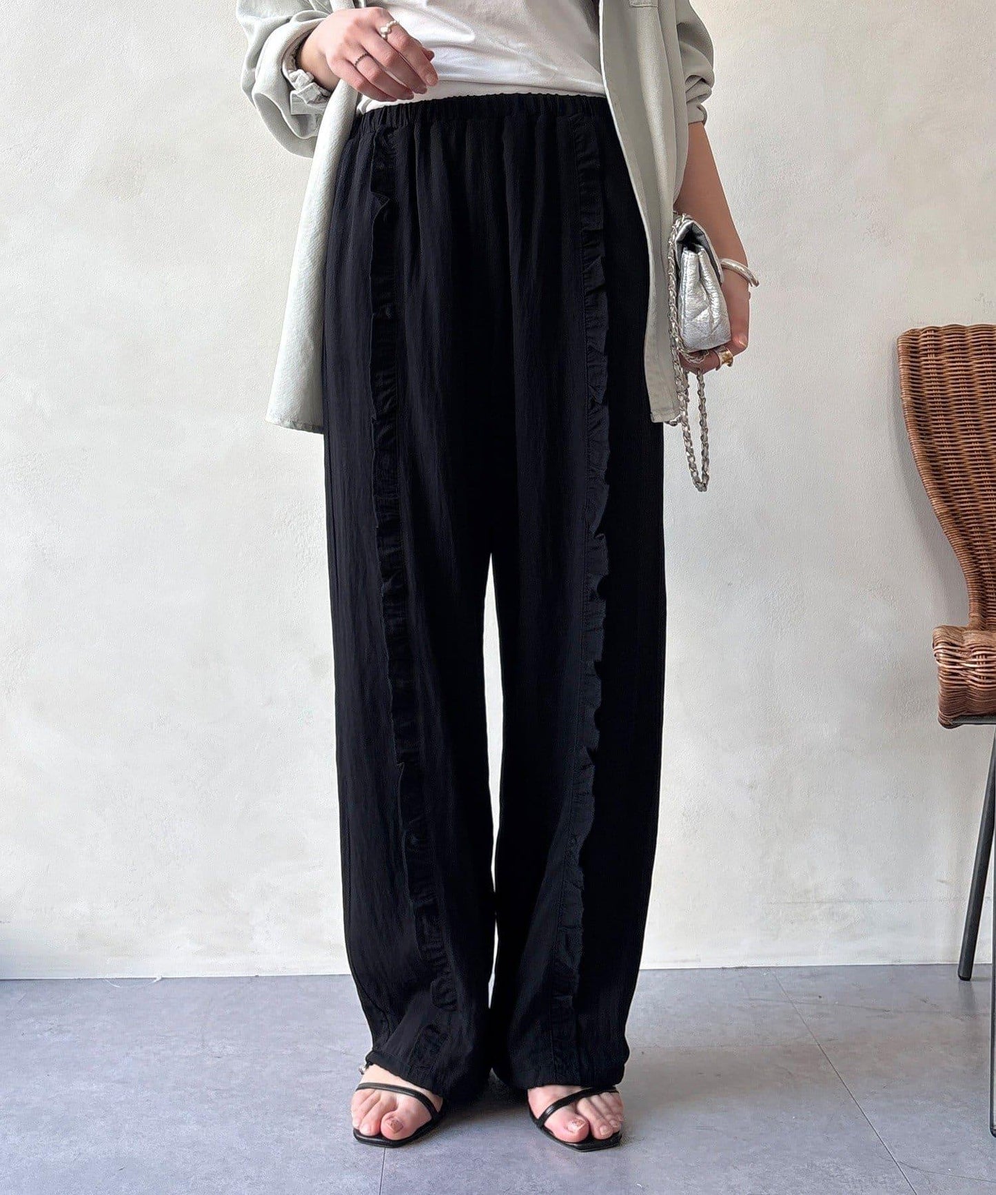 荷葉邊裝飾褲子（網絡）