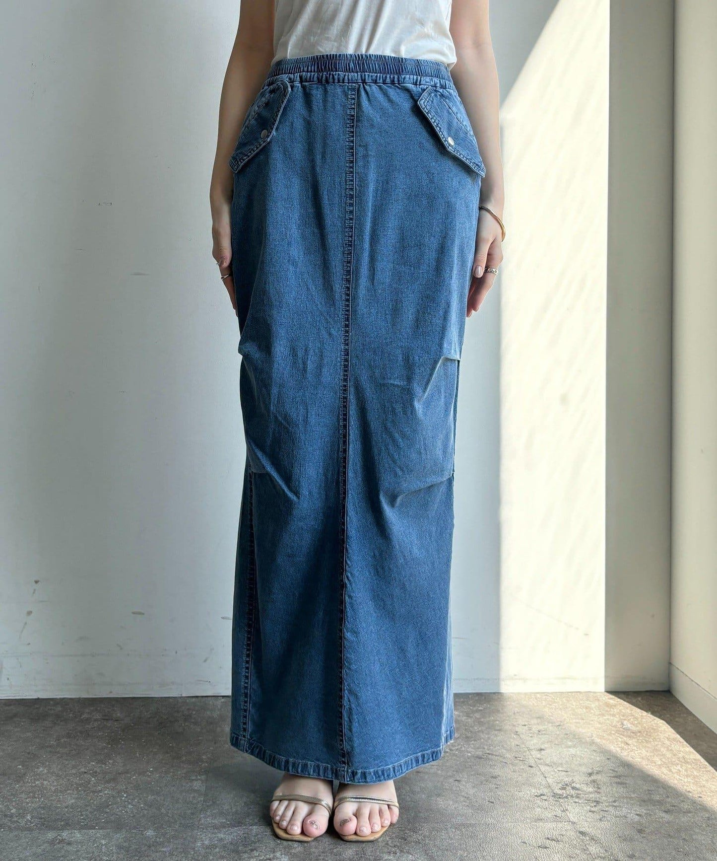 輕磅緊身彈力牛仔半身裙