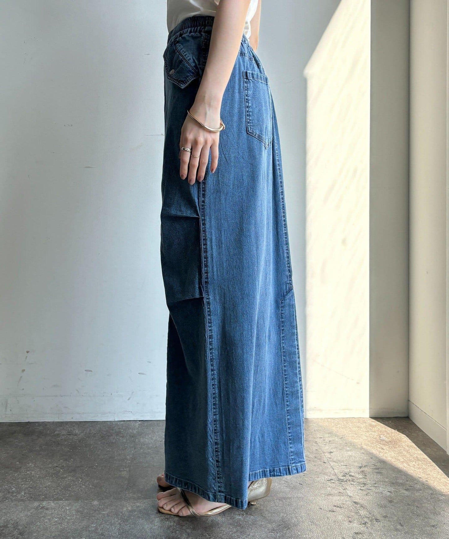 輕磅緊身彈力牛仔半身裙